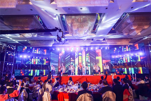 創(chuàng)意的年會(huì)策劃公司是怎樣實(shí)現(xiàn)單位年會(huì)策劃？